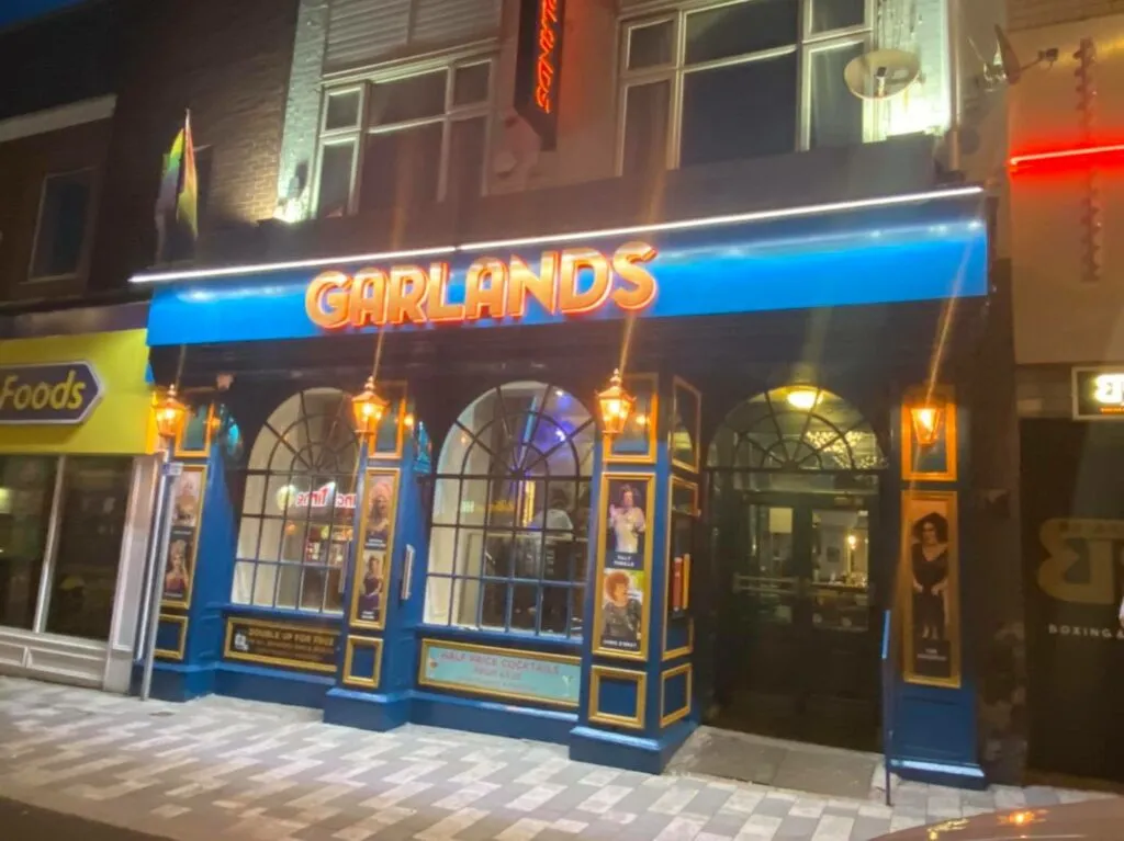 Garlands 