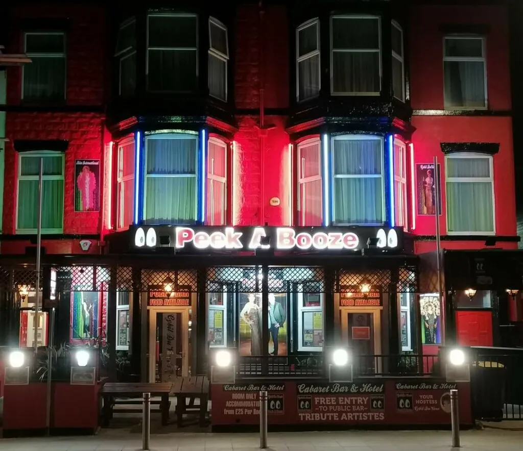Peek-A-Booze Hotel & Bar